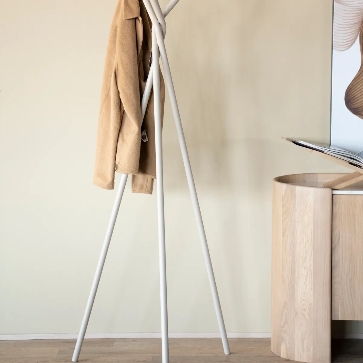 Coat rack Matto - beige 70x33,5x160 cm