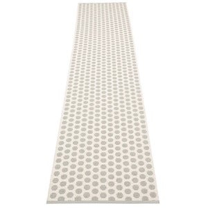 Noa teppe Warm Grey/ V/ W. Grey stripe 70 x 350 cm