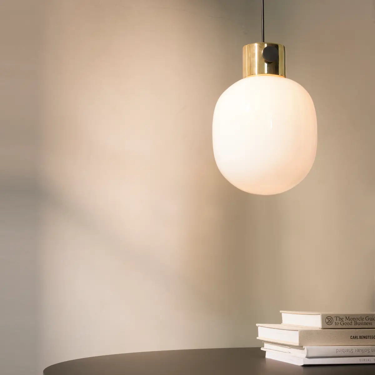JWDA taklampe messing polert