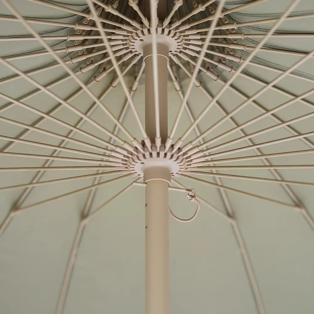 Parasol med frynser Ø240 cm Eucalyptus