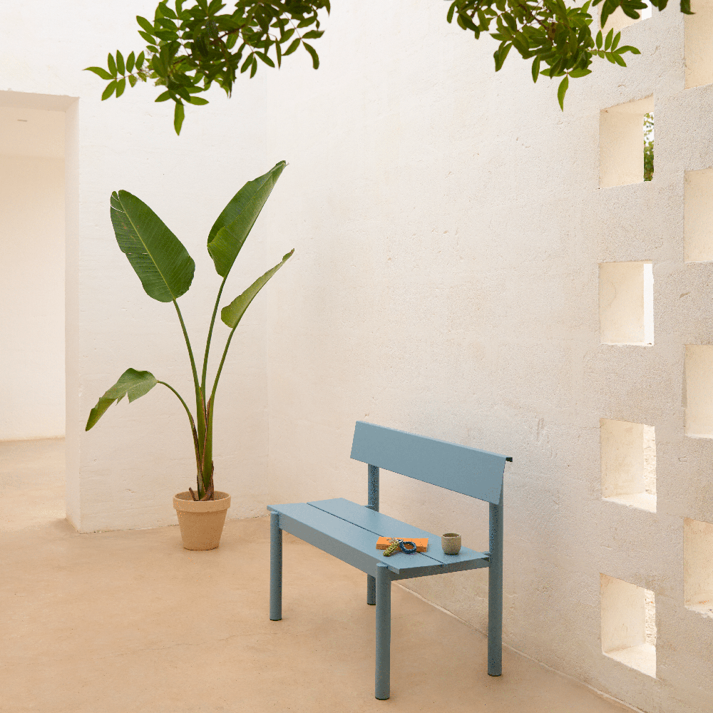 Rett stålbenkk 110cm Linear Steel Pale Blue