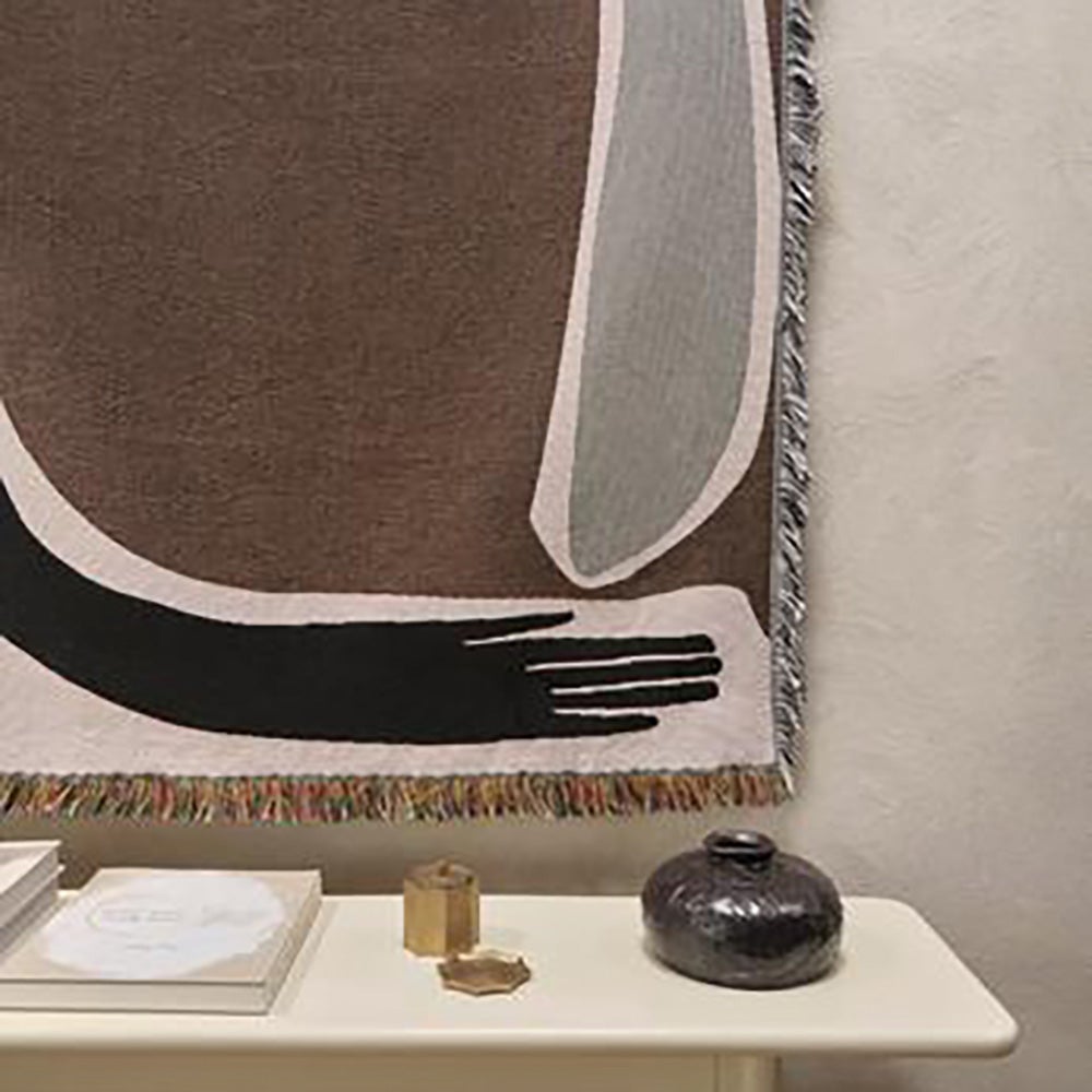 Pose Tapestry Teppe Coffee