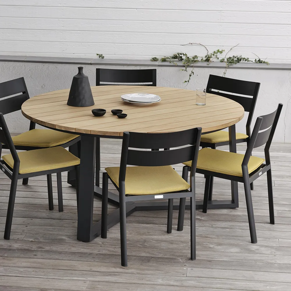 Laurion Spisebord Ø150 cm Teak/svart