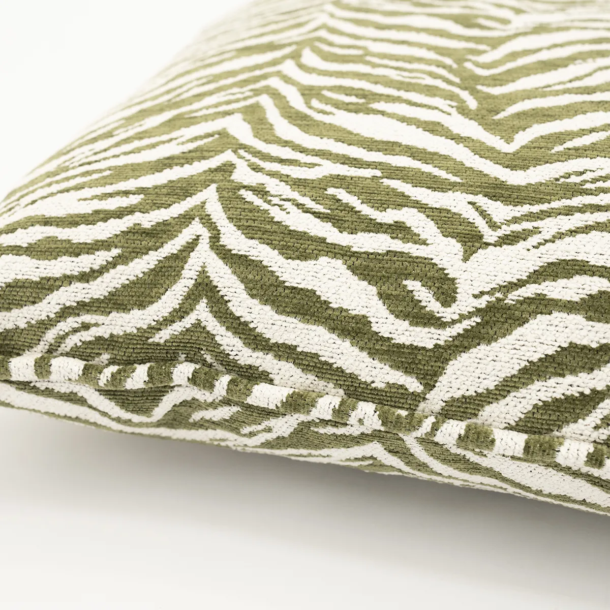 Pyntepute Tigra Green 45x45 cm