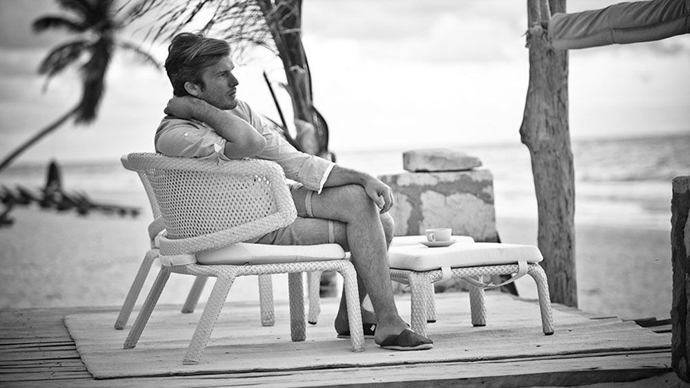 Seashell fotskammel hvit 