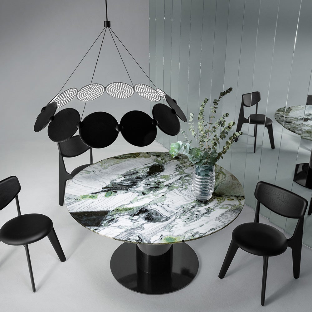 Slab spisestol polstret svart