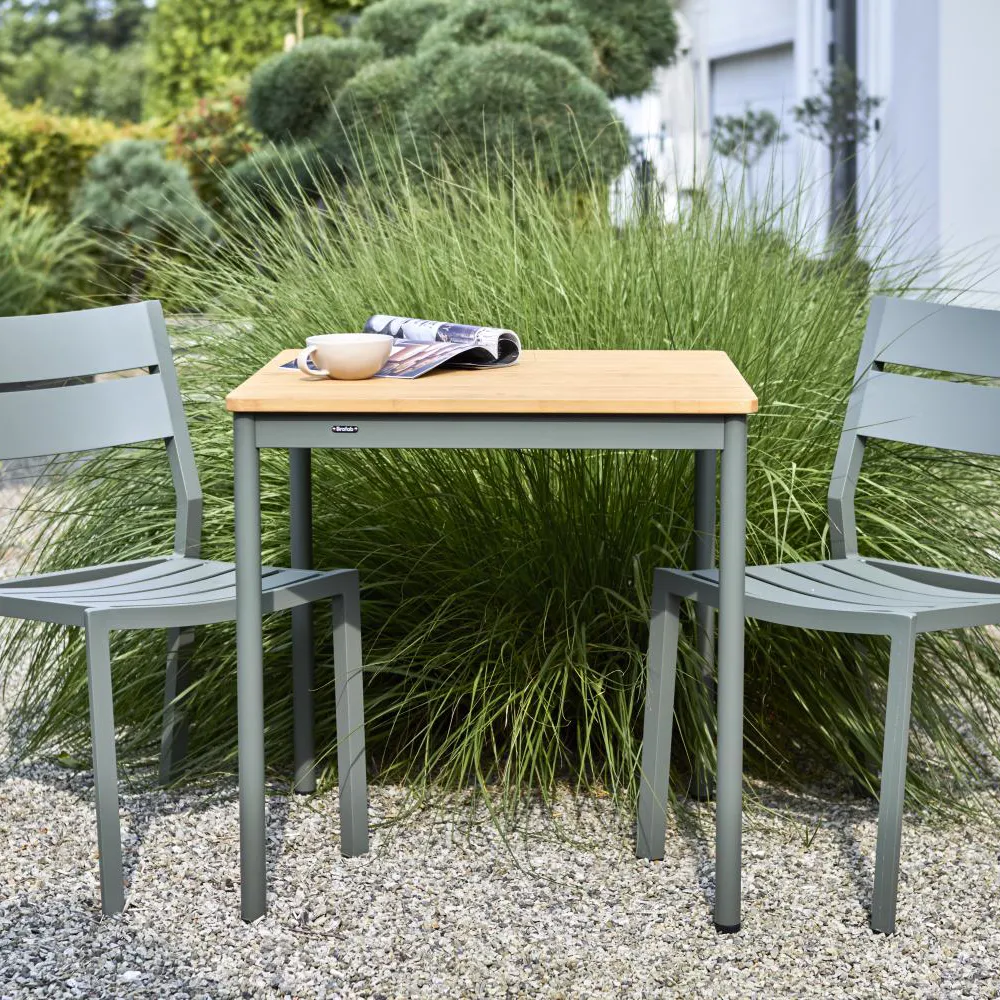 Delia spisestol Nordic Green