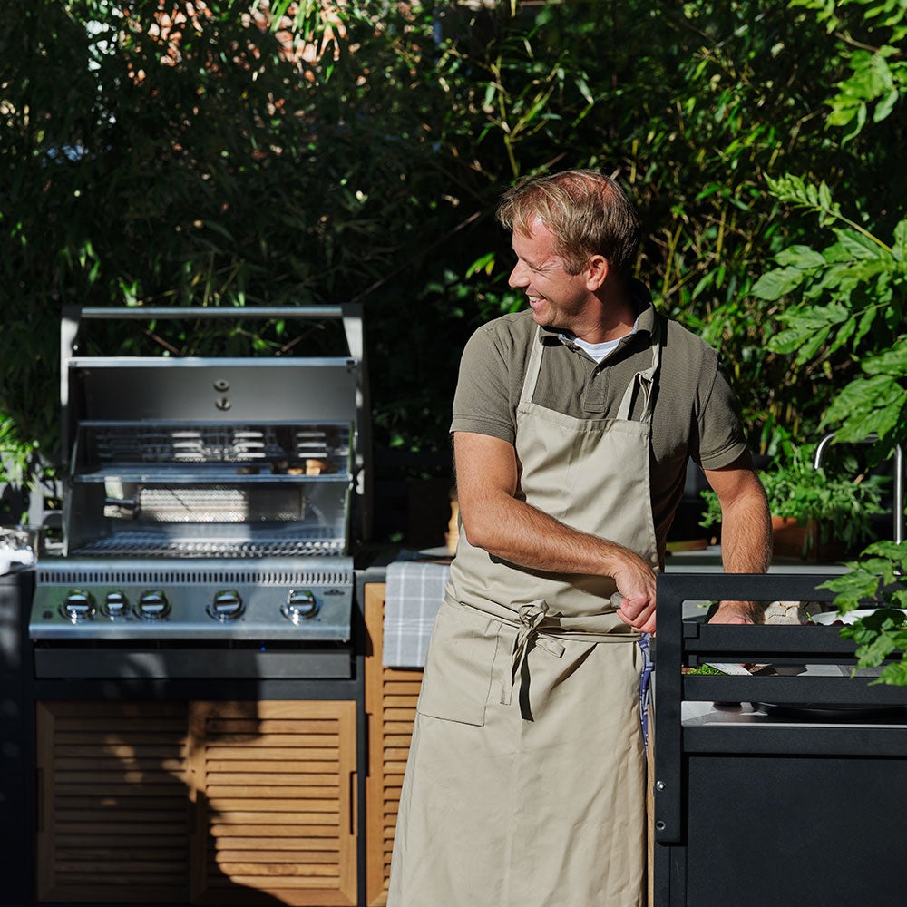 Fornax utekjøkken svart/teak Brafab