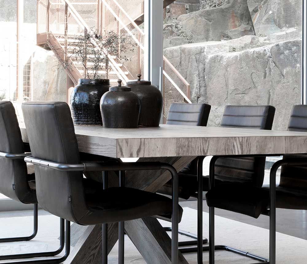 Sabina karmstol svart Artwood