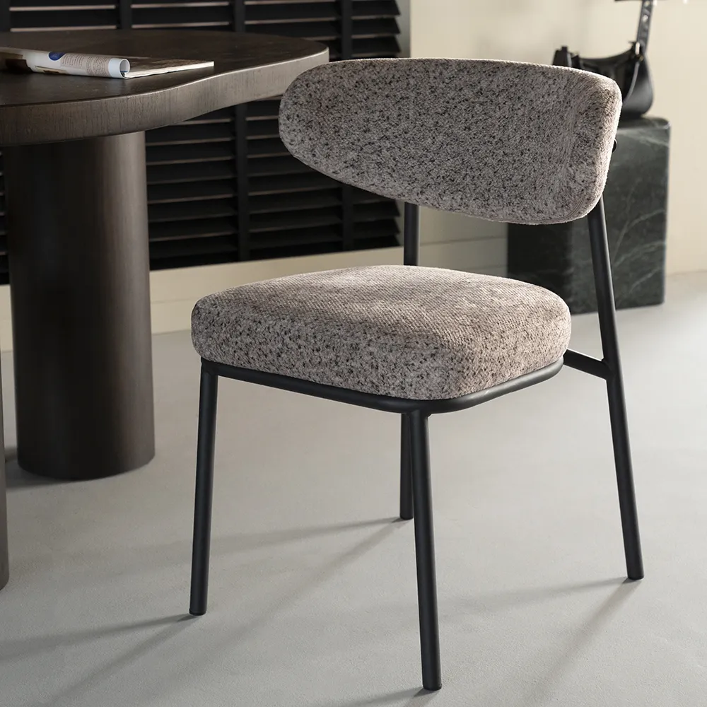 Spisestuestol Jari Taupe