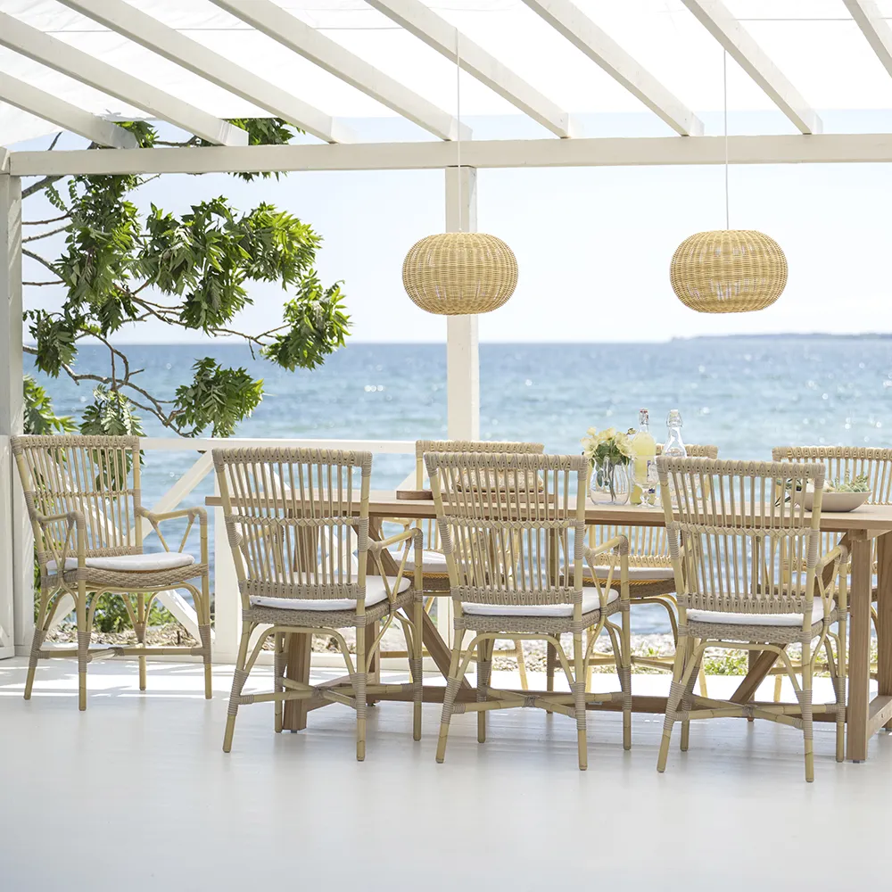 Pianostol i syntetisk rotting 