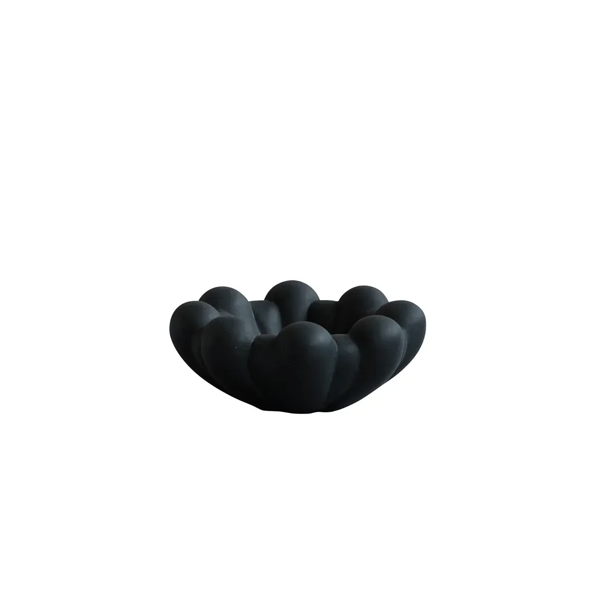101 Copenhagen, Håndlaget Dekorasjonsskål Bloom Black Ø 15,5 cm