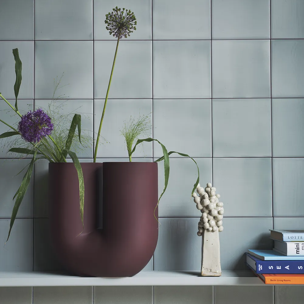  Kink Vase H: 26 cm - Dyp rød