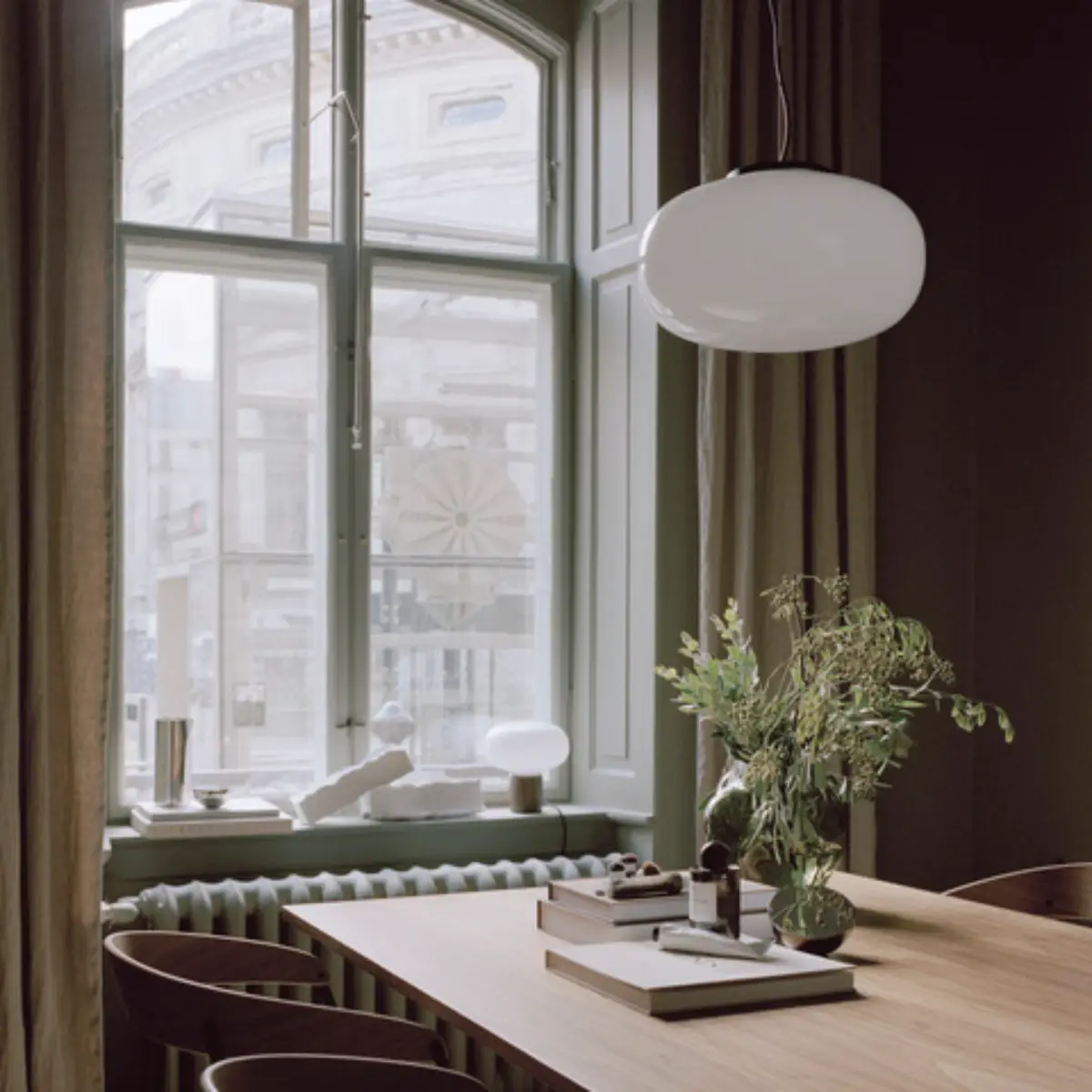 Karl-Johan Pendellampe Ø40 Hvitt Opalglass