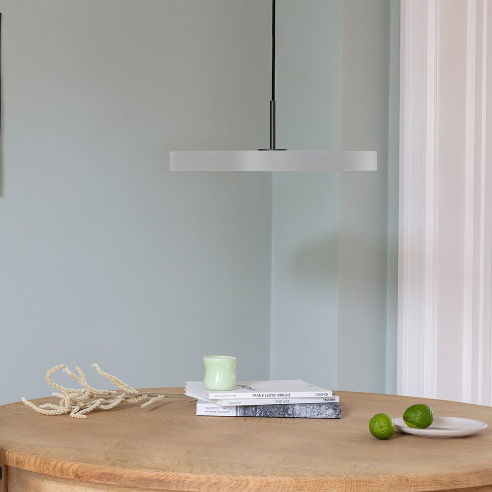 Asteria Medium Taklampe Ø43 cm Nuance Mist/Svart