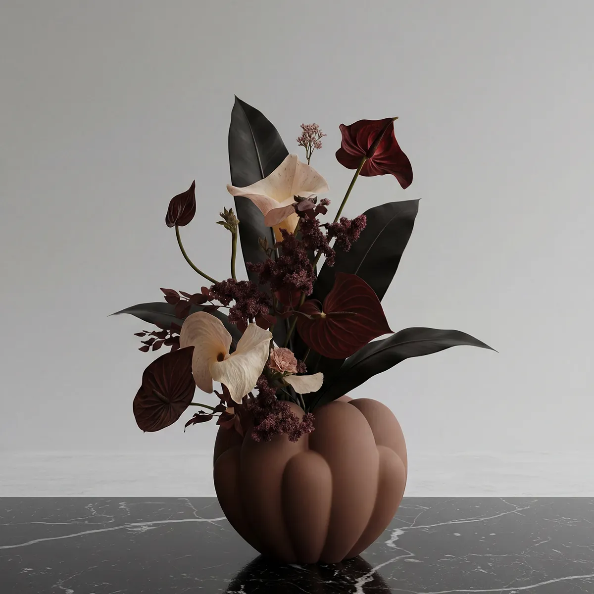 Håndlaget vase Bloom Mini Almond H27 cm