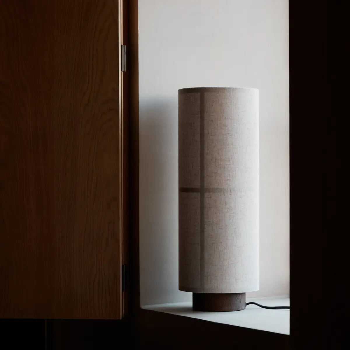  Hashira bordlampe i lin, rå
