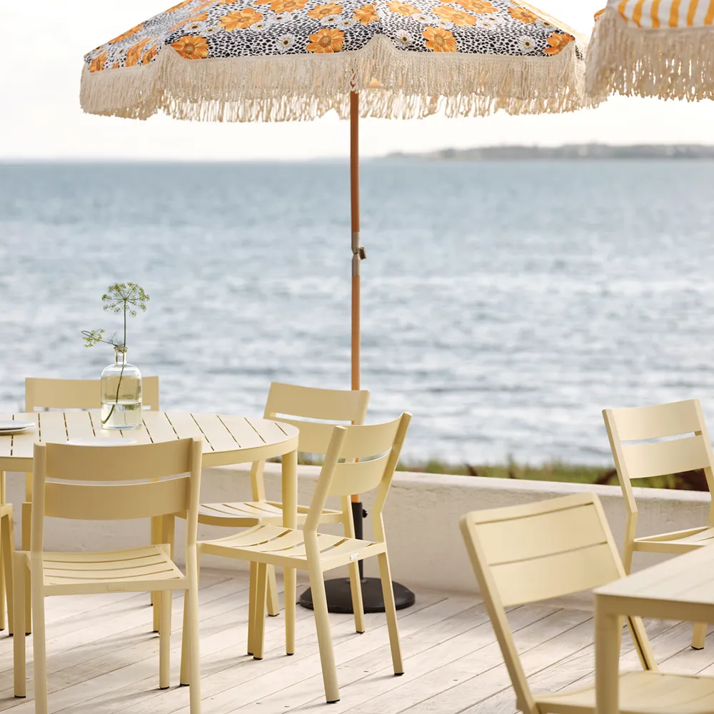 Bigby/Delia rund spisegruppe