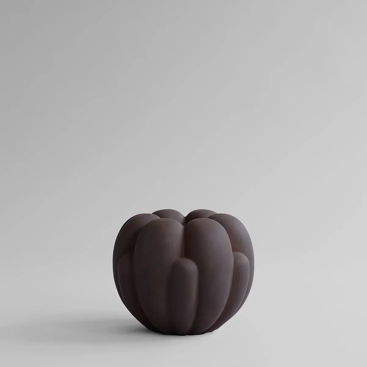 Håndlaget vase Bloom Mini Chocolate Brown H27 cm