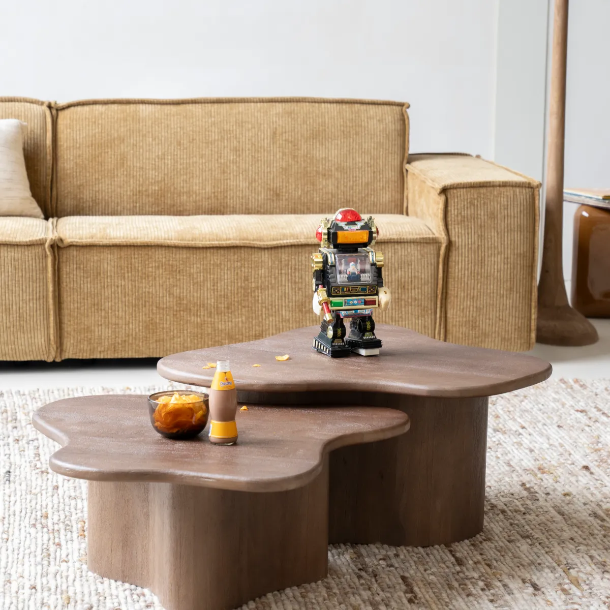 Fall Sett med to innskuddsbord- brown 75x75x38 cm / 75x65x32 cm