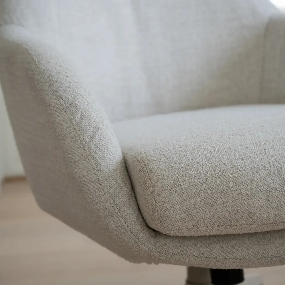 Conroe svingbar lenestol lys beige