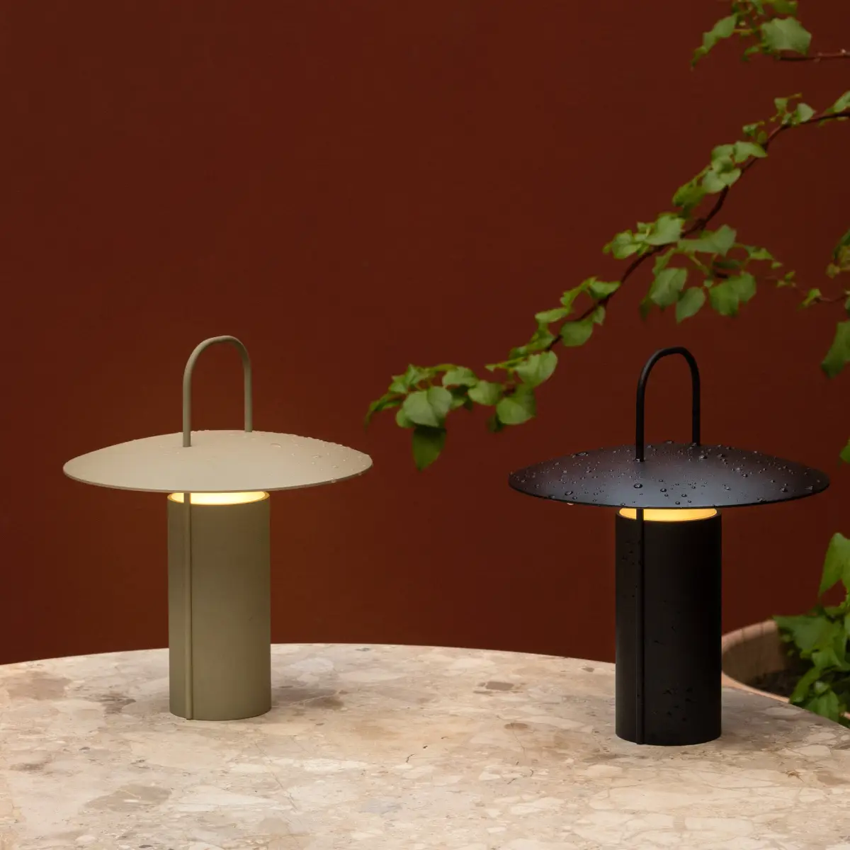 Ray Bærbar lampe Aluminium Svart
