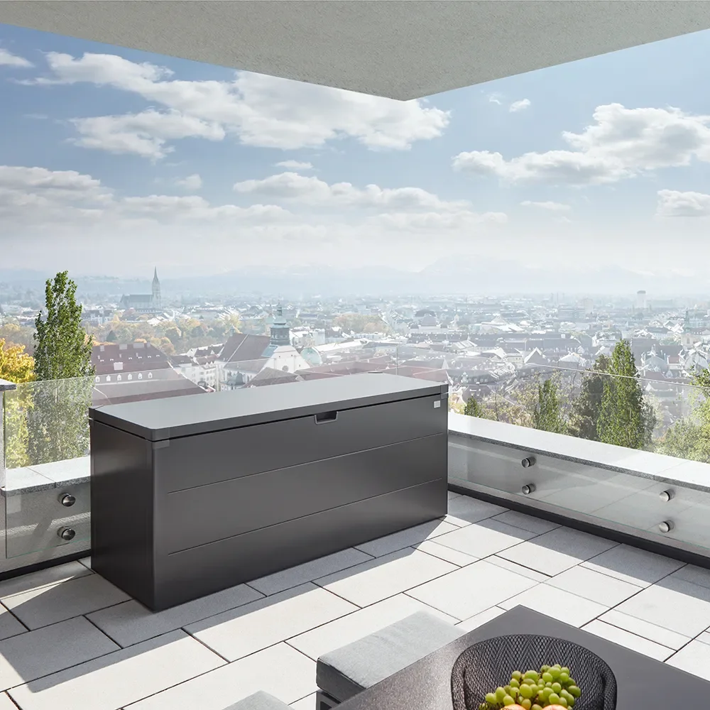 StyleBox 140 metallic dark grey