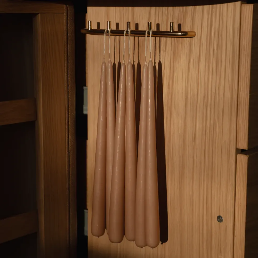 Treasures kommode i eik/Sugar Brown