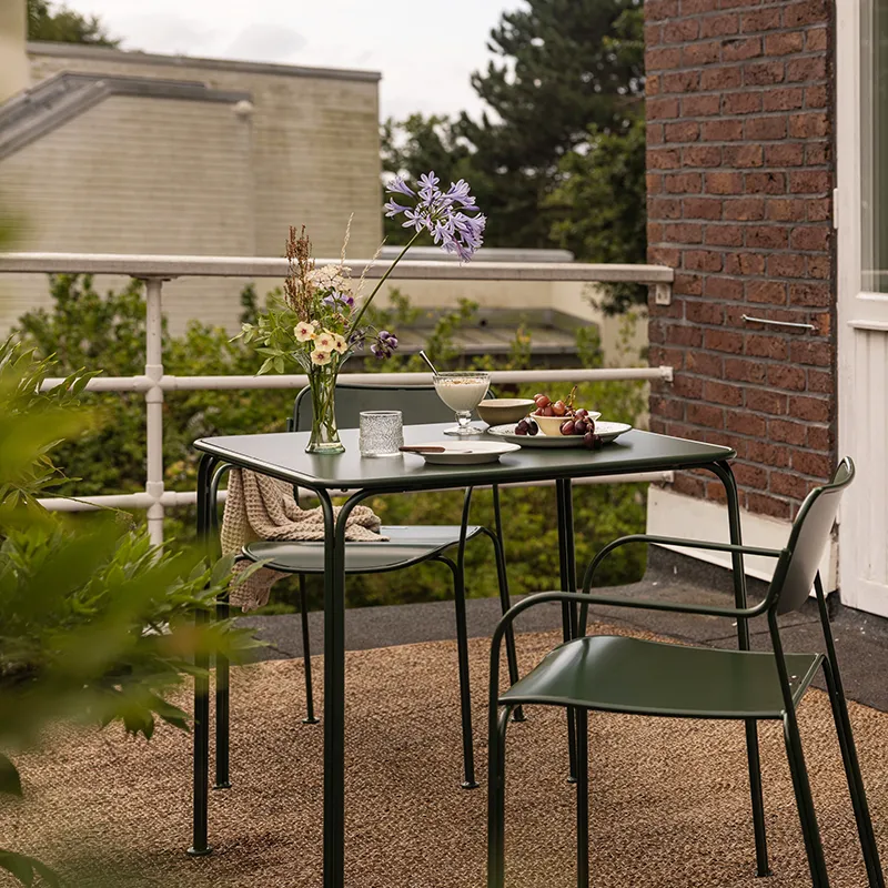 Libelle spisebord 70x70 cm grønn