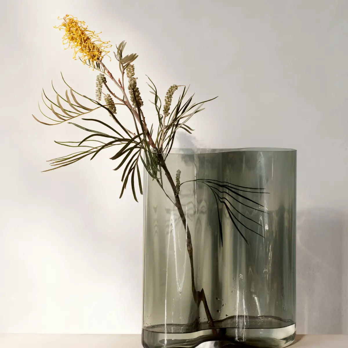 Aer Vase - H49 cm - Røyk