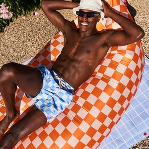 Lamzac 3.0 oppblåsbar divan chess azur