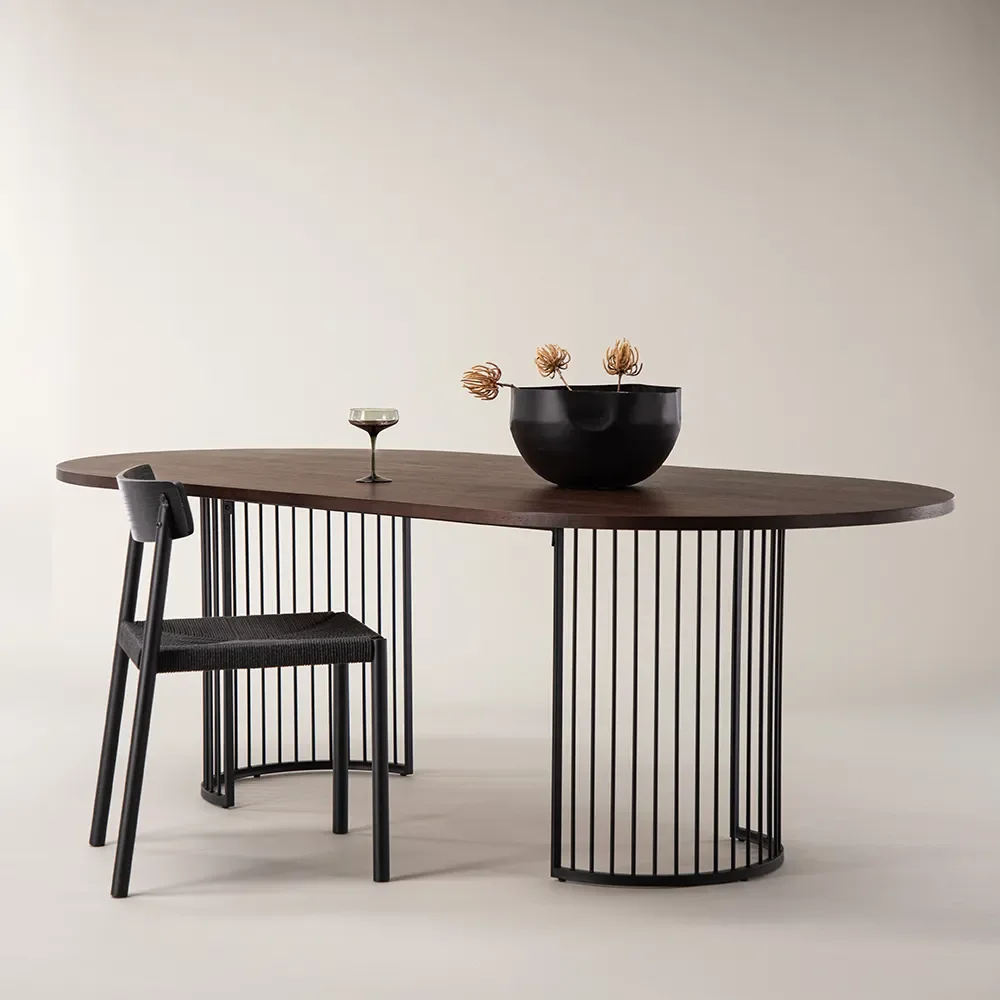 Hamneskär spisebord 110x220 cm Valnøtt 