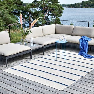 Olle teppe 70x90 cm blue / background vanilla