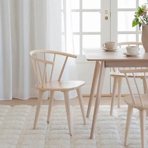 Carmen spisestol hvitpigmentert