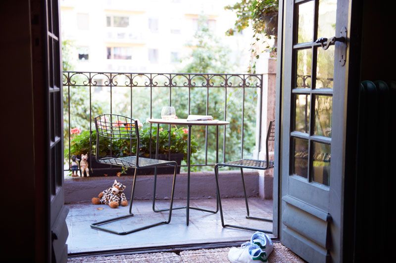 Bord High Tech 60 hvit laminat / svart stativ Ø 60 cm Grythyttan Stålmöbler