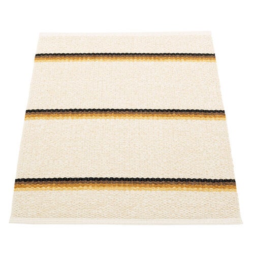 Olle matte 70x90 cm ochre / background vanilla 