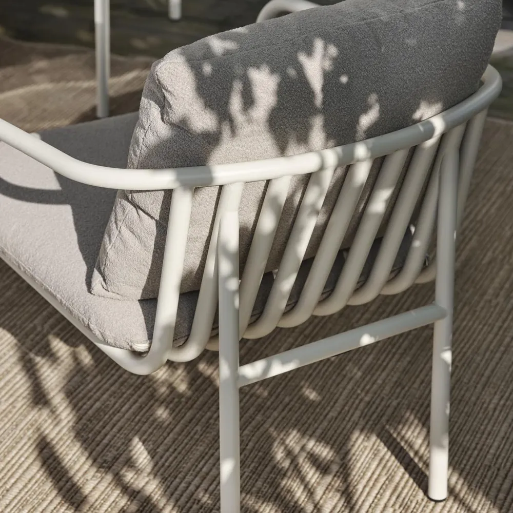 Bendt Lenestol Teddy Beige/Pearl White