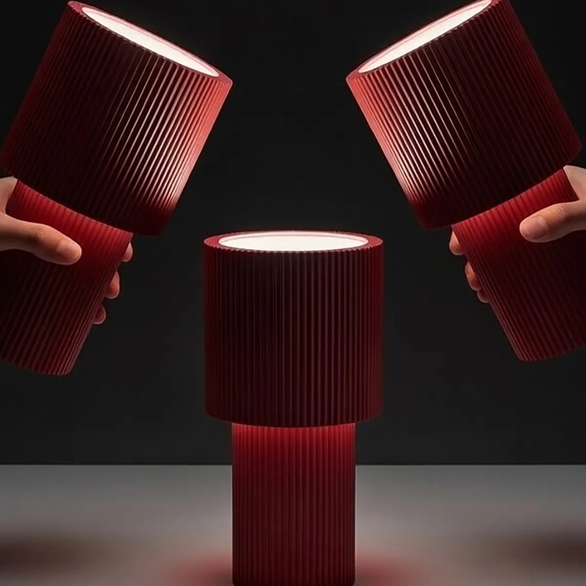 Iluma bærbar bordlampe Ø12,2 x H22,1 cm metall rød