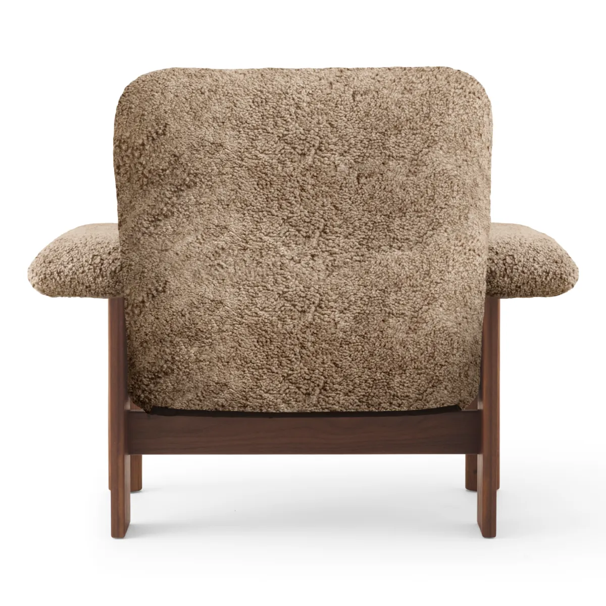 Brasilia loungestol høy rygg, valnøtt, Sheepskin Nevotex Sahara