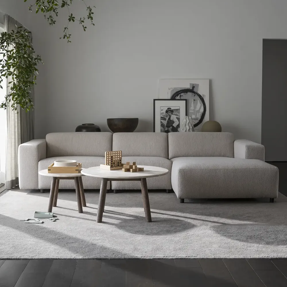 Willard sofa 4-seter sofa med chaiselong høyre stoff Alice lys beige