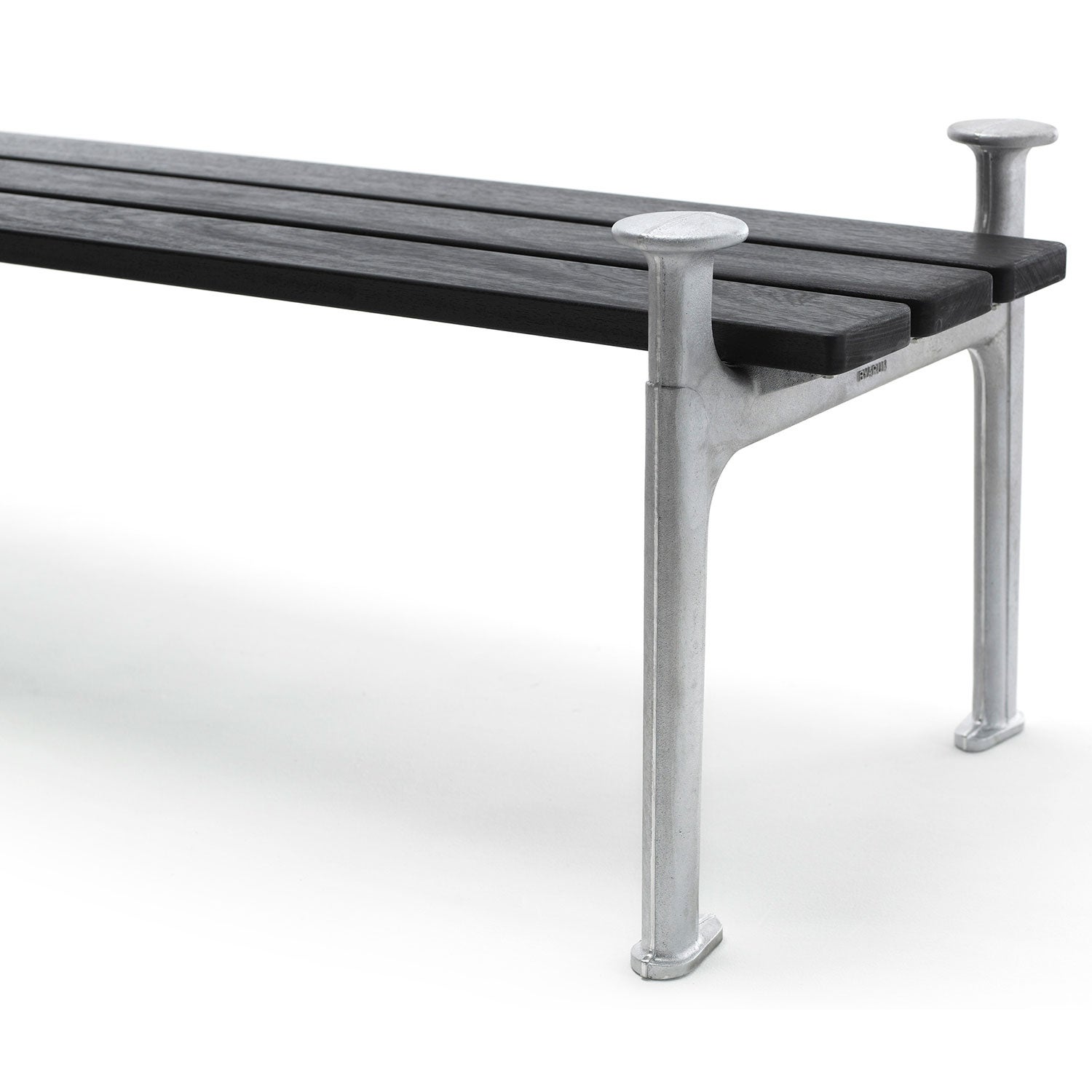 Vilamoura sofa / g:natur / v:svart las. mah. Byarum