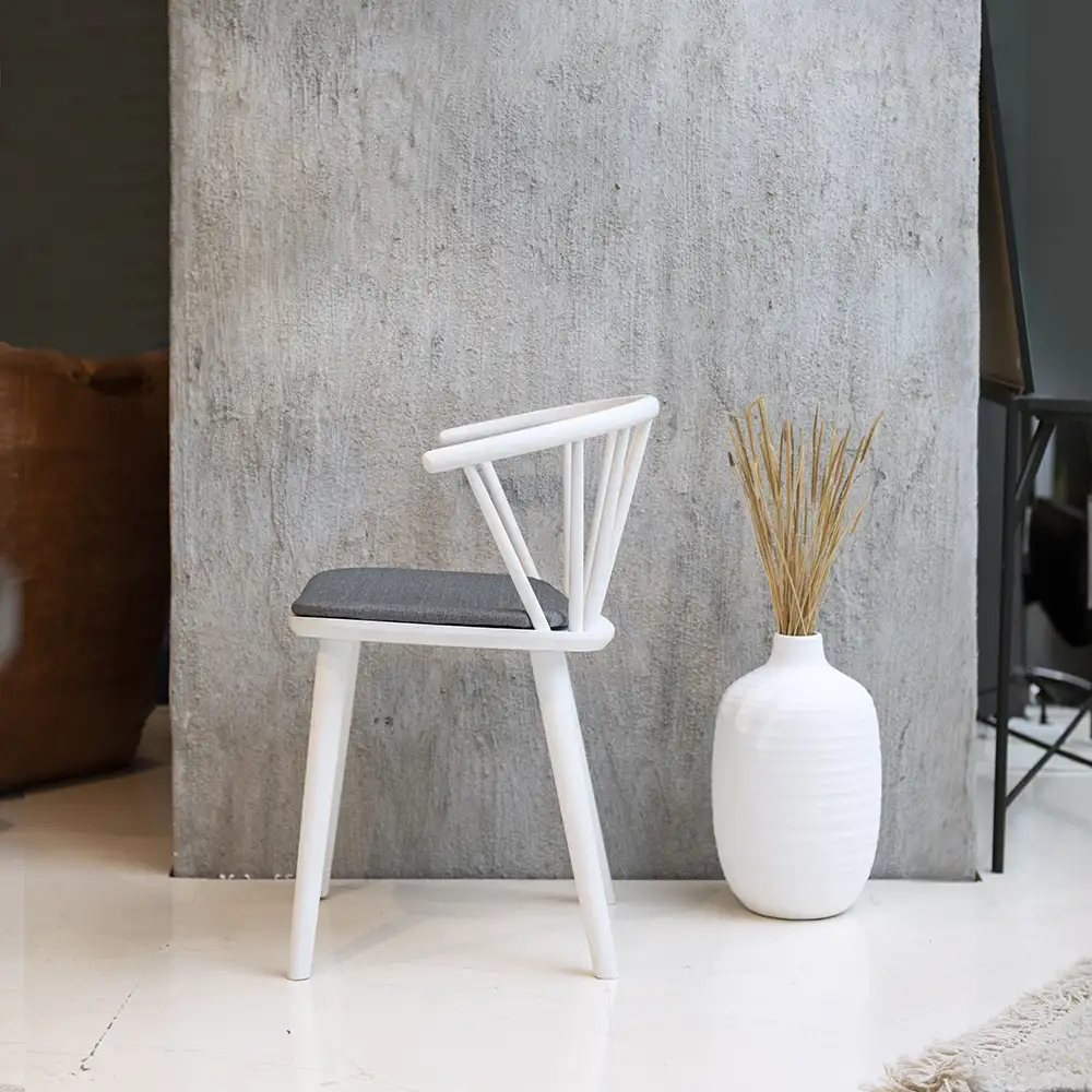 Edda Spisestol hvit 2-pakning