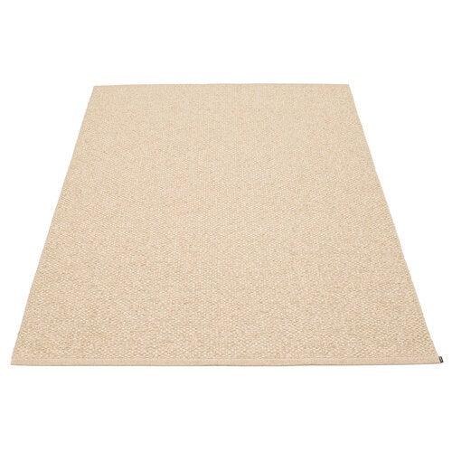 Svea matte 140x220 cm beige / champagne metallic 
