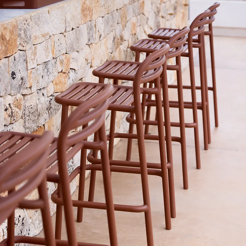 Bliss barstol, stabelbar Dark green, aluminium