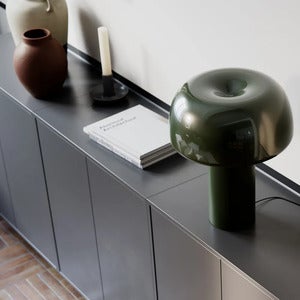 Lean on Me bordlampe Mørkegrønn