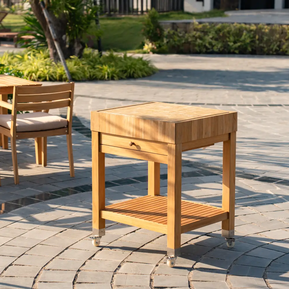 Ageröd hoggeblokk inkl. regnbeskyttelse