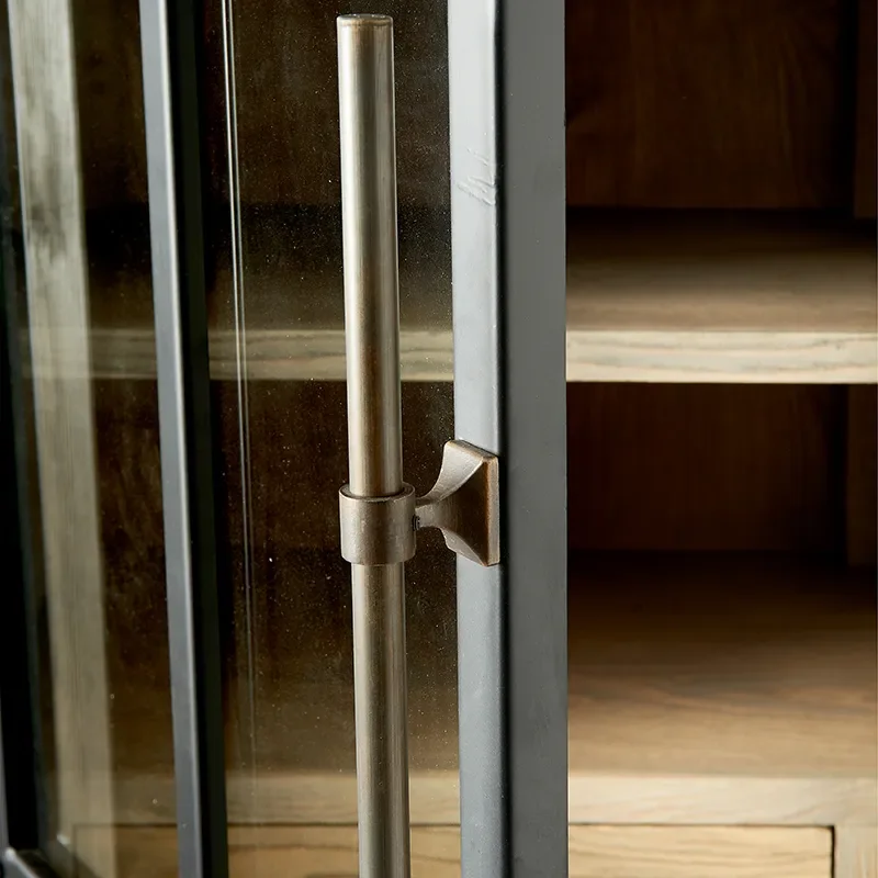 The Hoxton utstillingsskap venstre