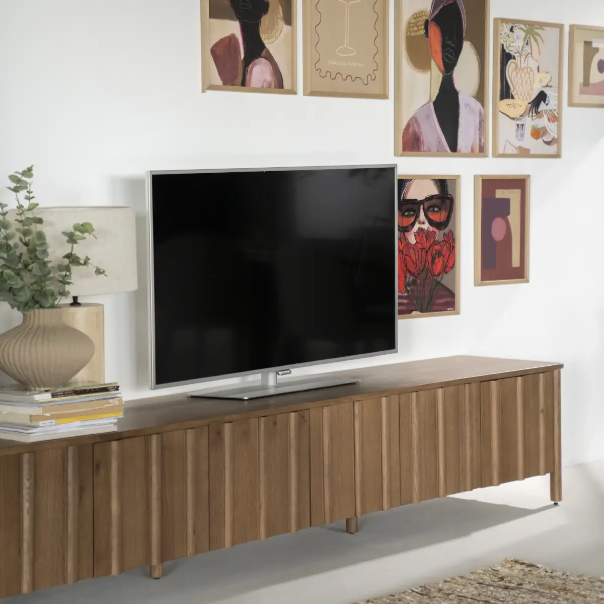 Jake 6 drs. TV-skap - brun