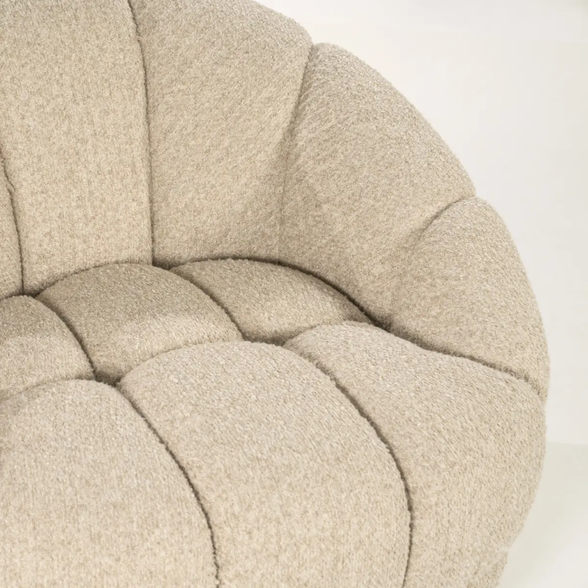 Tina Lenestol - beige Flou