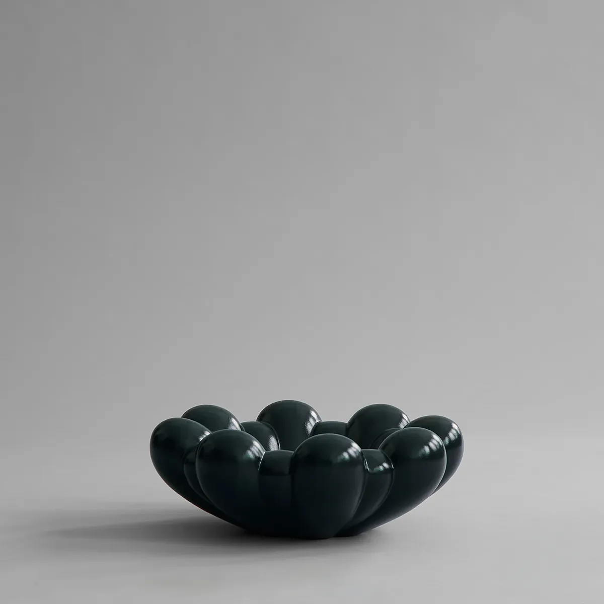 Håndlaget Dekorasjonsskål Bloom Dark Green Ø 44 cm